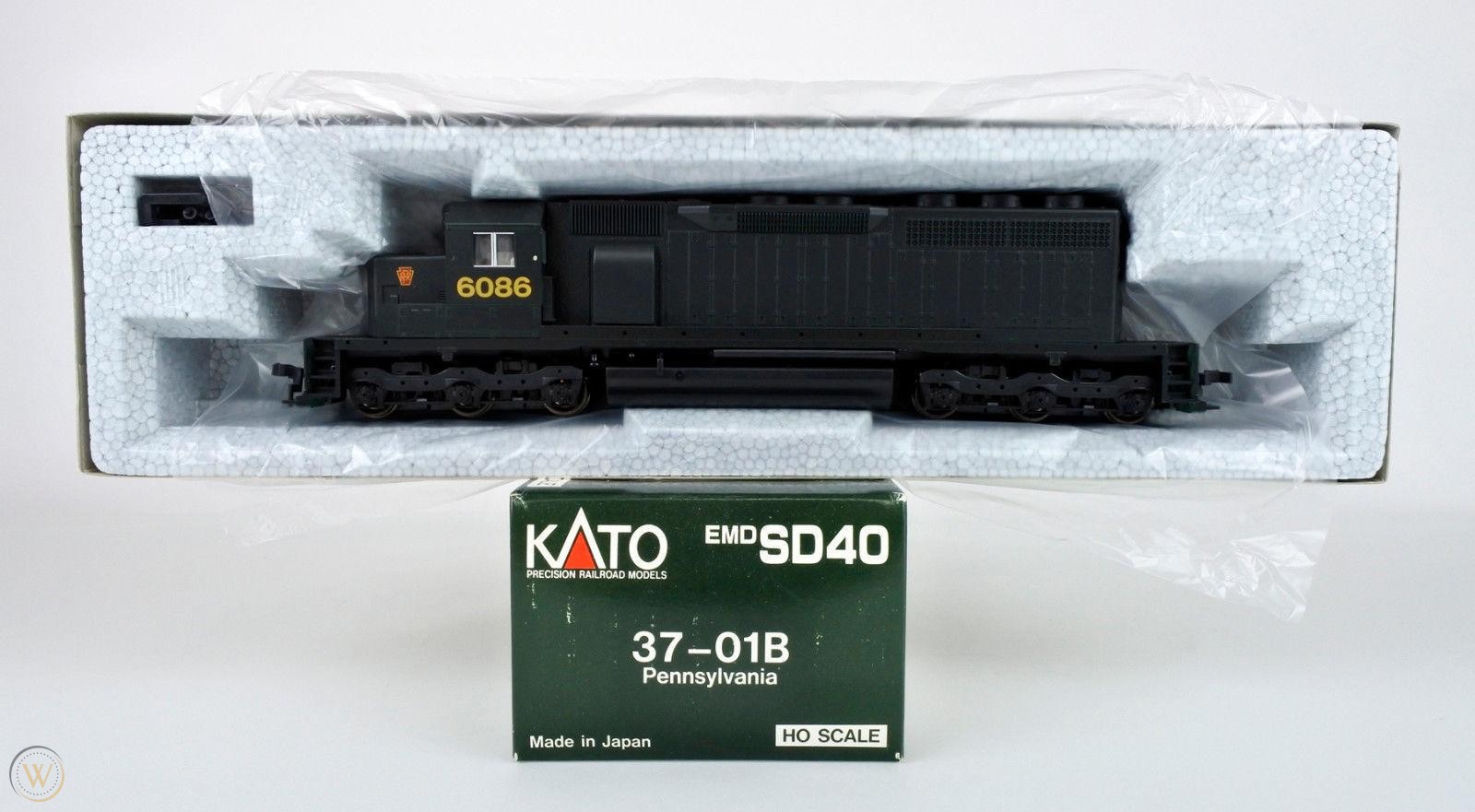 Kato GP35
